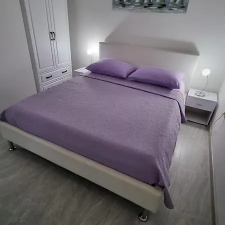 Guest house Airport Split Kastela