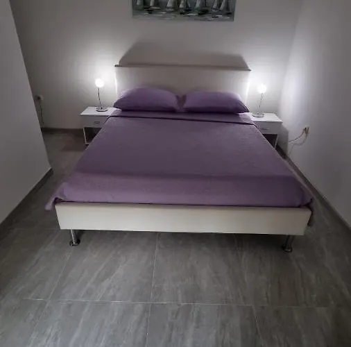 Airport Split Guest house 3*