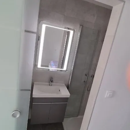 Airport Split Guest house